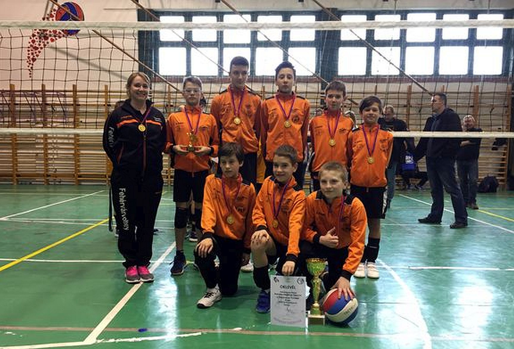 Megnyerte a Fésüs Röplabda Akadémia fiú csapata a mini bajnokság fordulóját